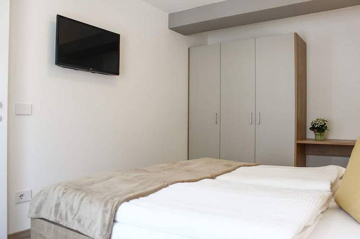 Gîte pour 6 personnes, avec jacuzzi et jardin ainsi que terrasse et piscine dans Anterselva Di Mezzo - 3