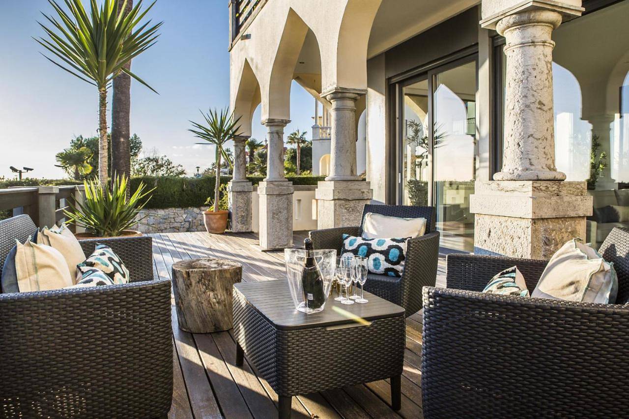Villa para 12 pessoas com varanda in Cascais e Estoril, Costa de Lisboa