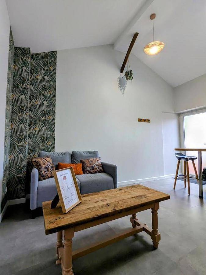 Gîte pour 4 personnes, avec sauna et terrasse ainsi que jardin et jacuzzi, animaux acceptés à Riorges - 3
