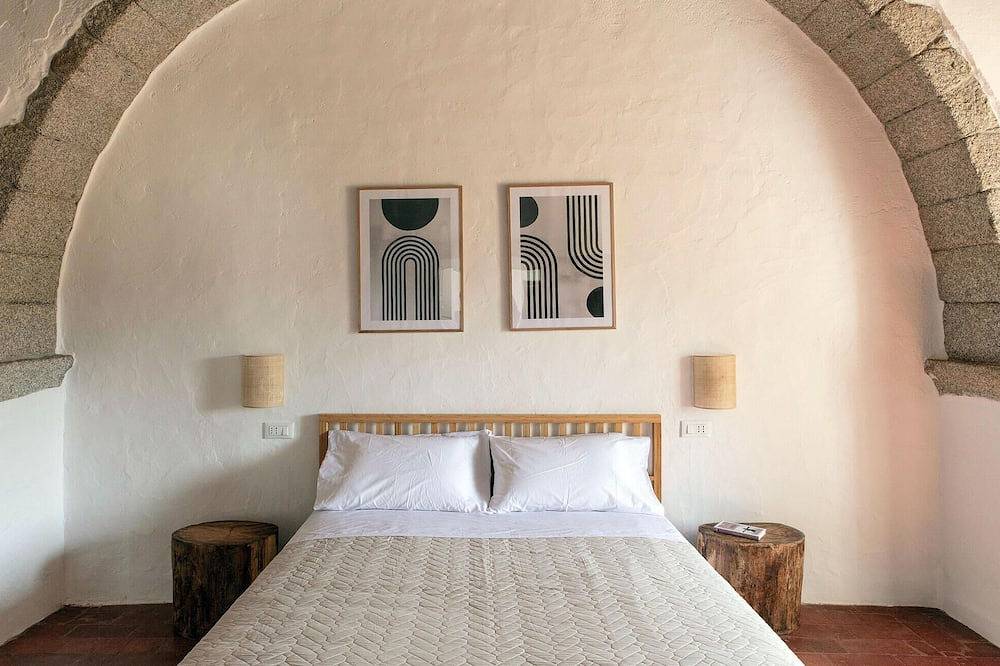 Gezellig huis met 2 slaapkamers in. in Luogosanto, Gallura