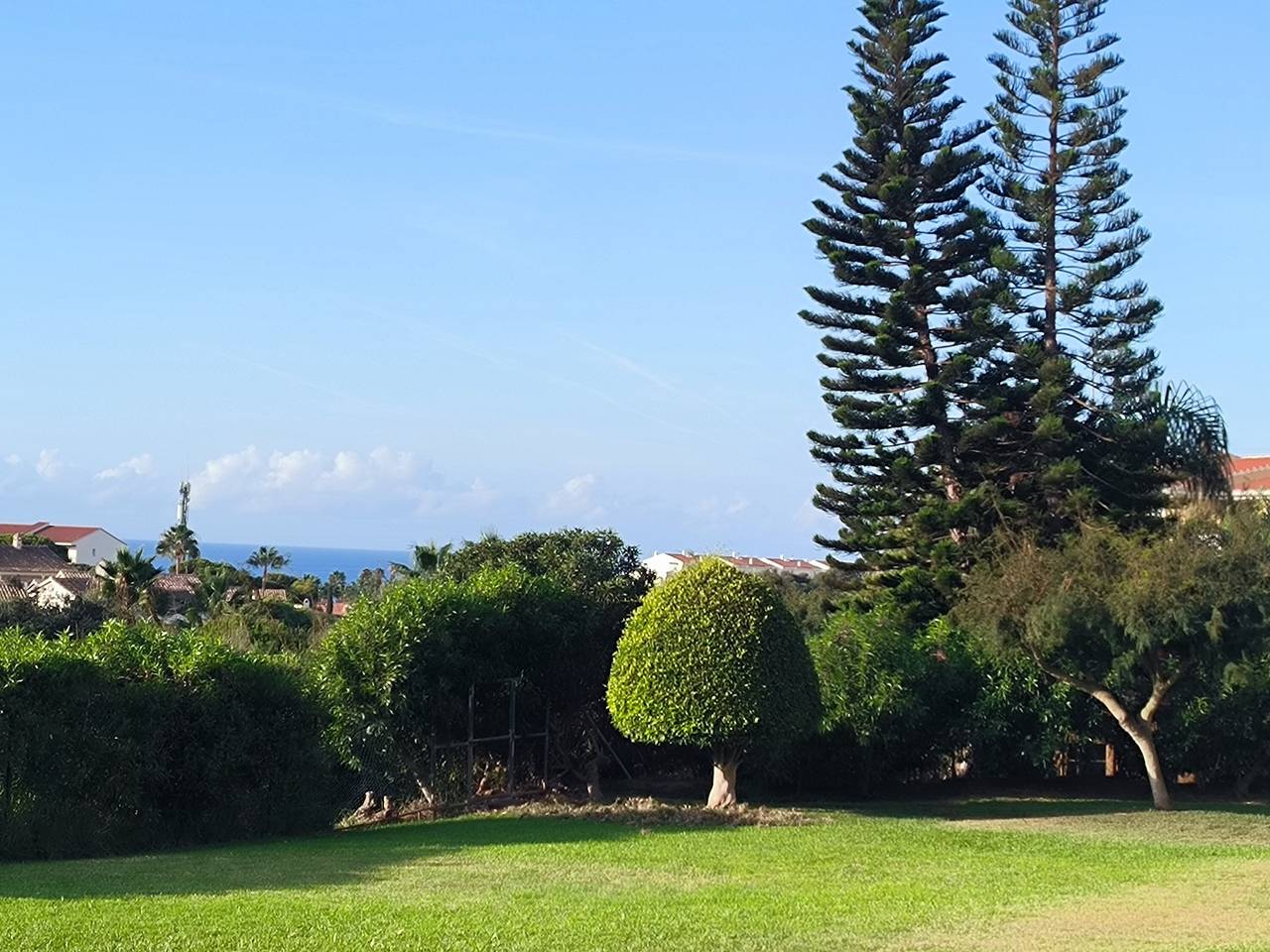 Entire studio, Studio Apartment 'Casa María' with Shared Pool, Private Terrace and Shared Garden in El Faro, Mijas