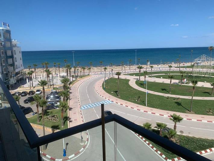 Gîte pour 6 personnes, avec vue sur le lac ainsi que terrasse et vue dans Martil - 4