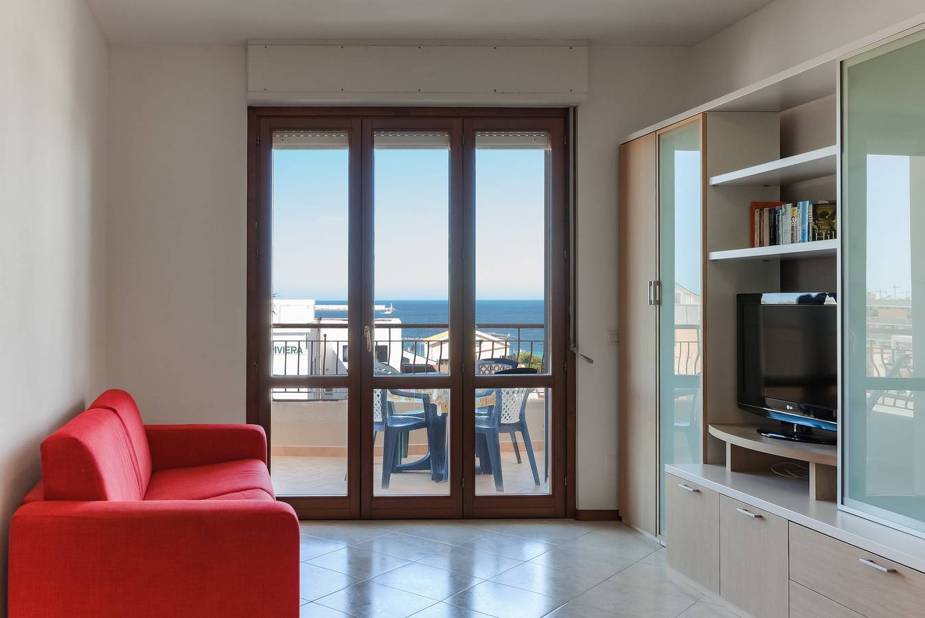 Entire apartment, Apartment Romantic with Sea View and 250 m to the Beach in Lido San Giovanni, Alghero