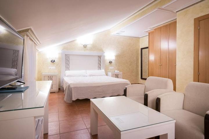 Hôtel pour 2 personnes, avec jacuzzi à Burgos - 2