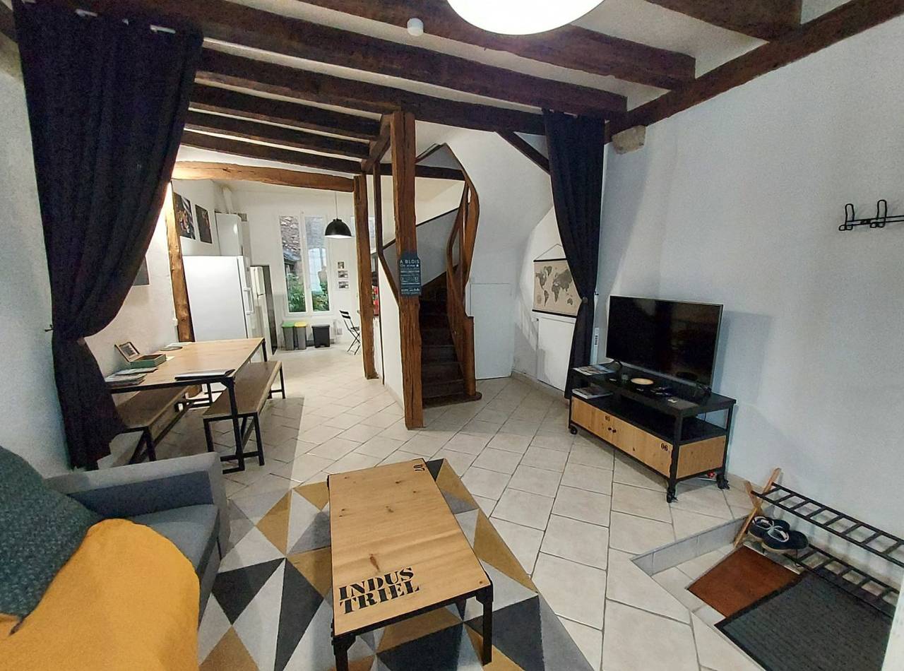 Maison de charme confortable, centre-ville, Wifi, 3 chambres in Blois, Région de Blois