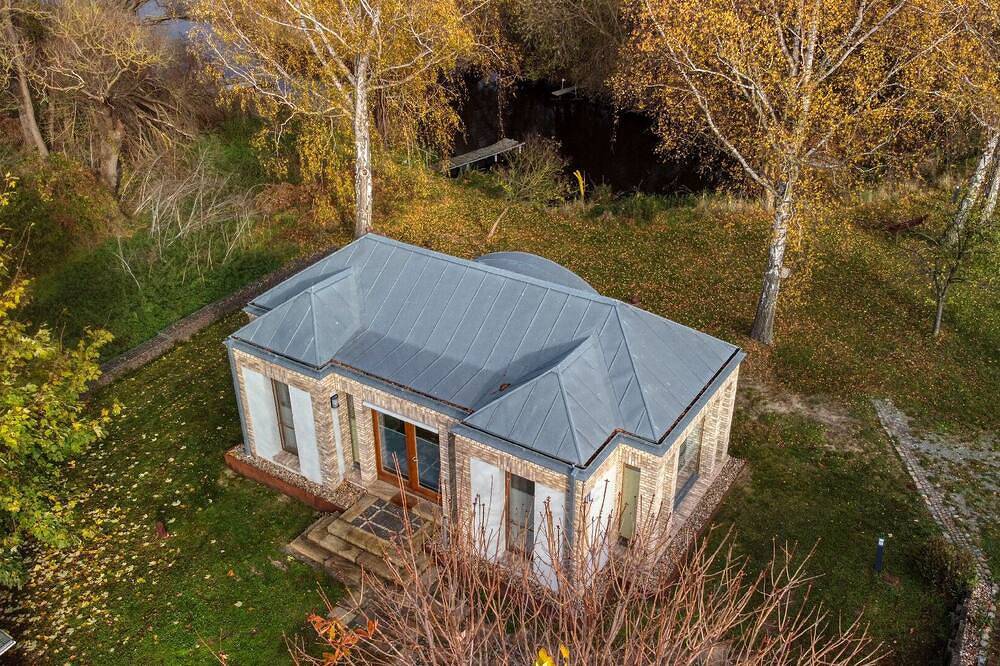 Haus am Seeufer mit 360° Blick, mit Kanu, kaum frequentierte Badestelle in Päwesin, Westhavelland