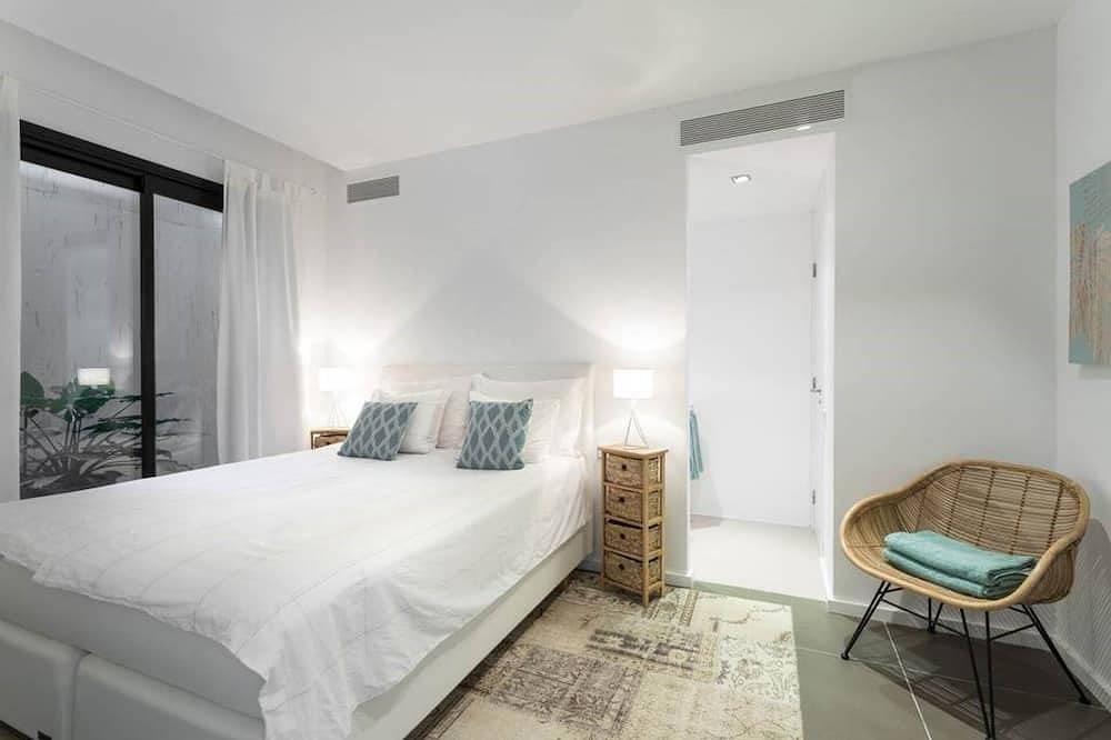 New House! Luxury Villa Near Barcelona & Costa Brava in Supermaresme, Sant Vicenç de Montalt