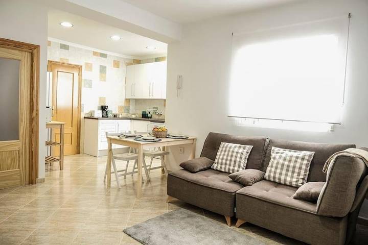 Apartamento de vacaciones para 4 personas, con balcón - 1