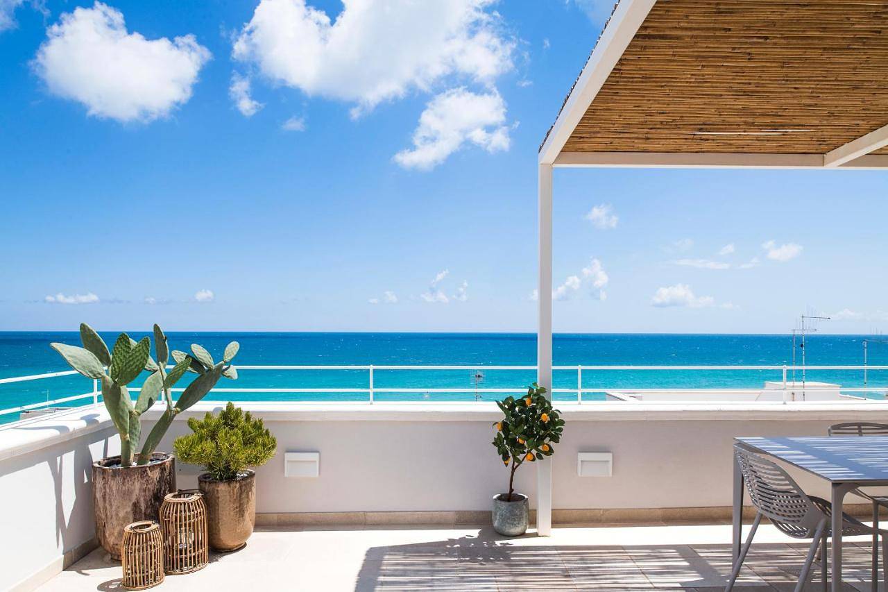 Appartamento intero, Double Room with Patio in Calette del Capitolo, Monopoli
