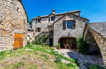Gîte pour 2 Personnes dans Saint-Pierre-des-Tripiers, Massif central, Photo 3