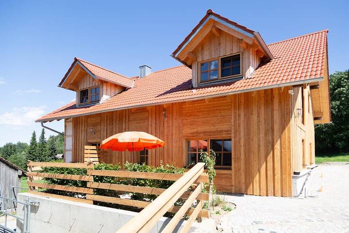 Ferienhaus für 8 Personen, mit Balkon und Balkon/Terrasse sowie Terrasse in Waldmünchen