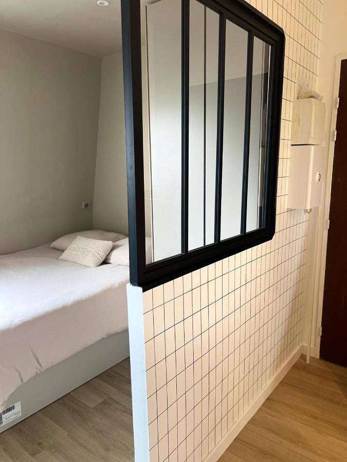 Appartement entier, Appartement design et cozy à port cergy in Cergy, Val-d'Oise