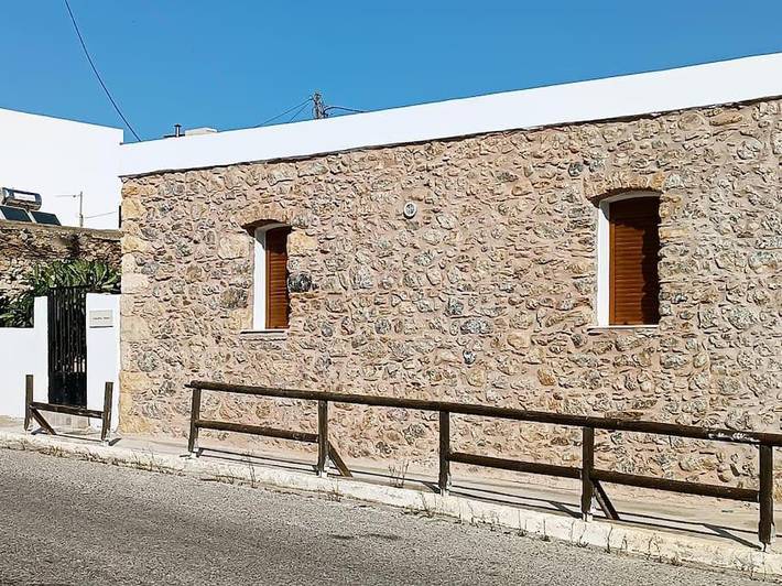 Location de vacances pour 4 personnes, avec terrasse et jardin, animaux acceptés dans Palekastron - 3