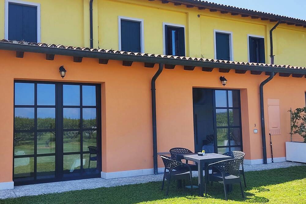 Agriturismo per 3 Persone in Lazise, Prealpi Gardesane