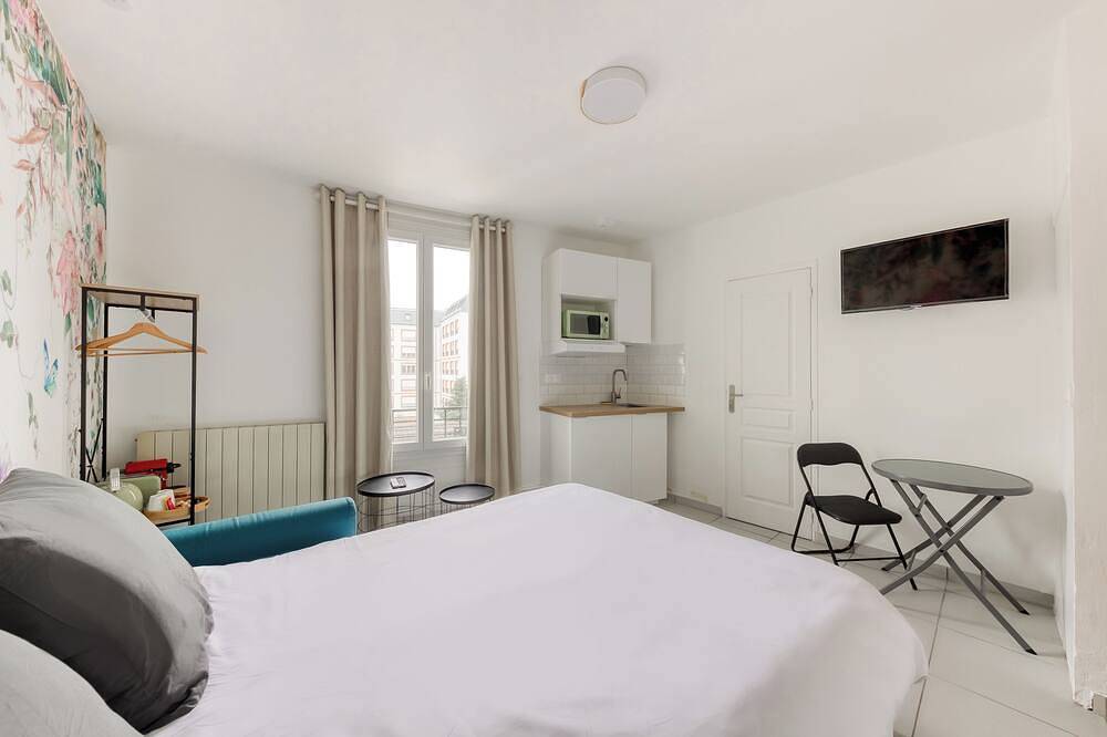 Apartamento entero, Studio 30s from Rer E - Paris in 20 min! in Villemomble, Sena-Saint Denis