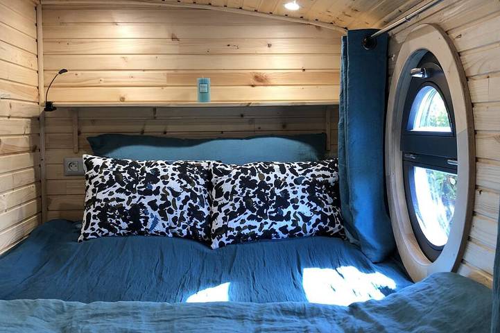 Gîte pour 4 personnes, avec jacuzzi et jardin ainsi que sauna et terrasse - 1