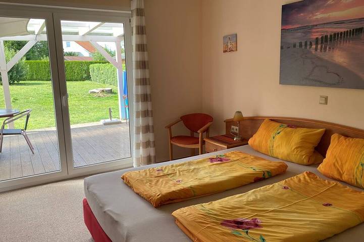 Ferienwohnung für 5 Personen, mit Terrasse und Garten in Lüssow - 3