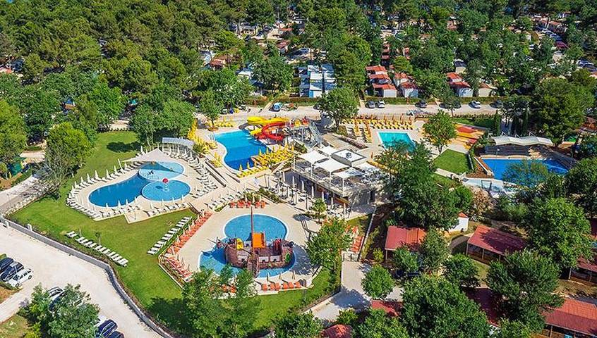 Ferienhaus für 7 Personen, mit Meerblick und Kinderpool sowie Pool in Lanterna