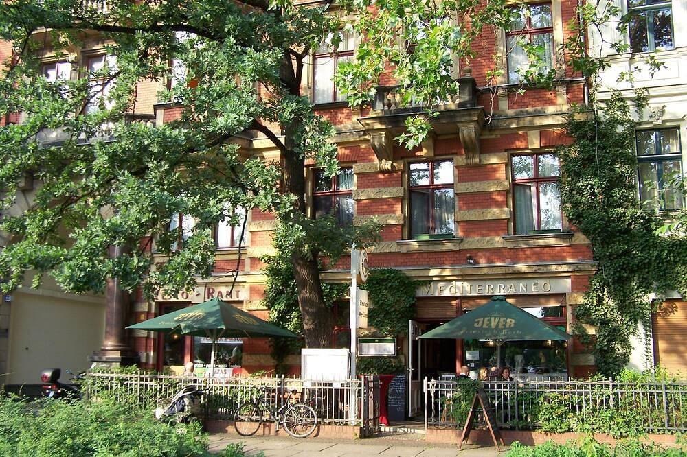 Ganze Wohnung, Sanierte Altbauwohnung mit Wannenbad, separater Wohnküche und Waschmaschine in Moabit Berlin, Berlin