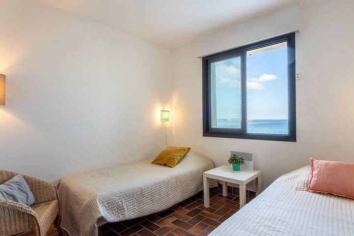 Location de vacances pour 6 personnes, avec jardin, animaux acceptés dans Plage Du Rayolet - 4