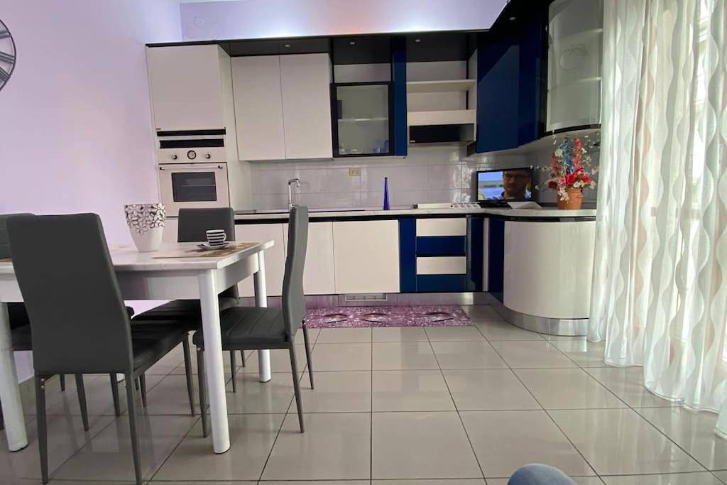 Three-Bedroom House in Pescara, Pescara Provinz