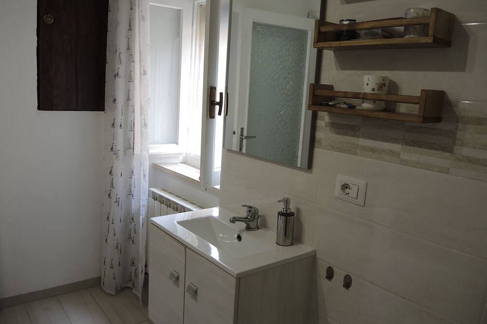 Maison de vacances Il Buchetto. Détendez-vous dans un centre historique in Potenza Picena, Côte Adriatique Marken