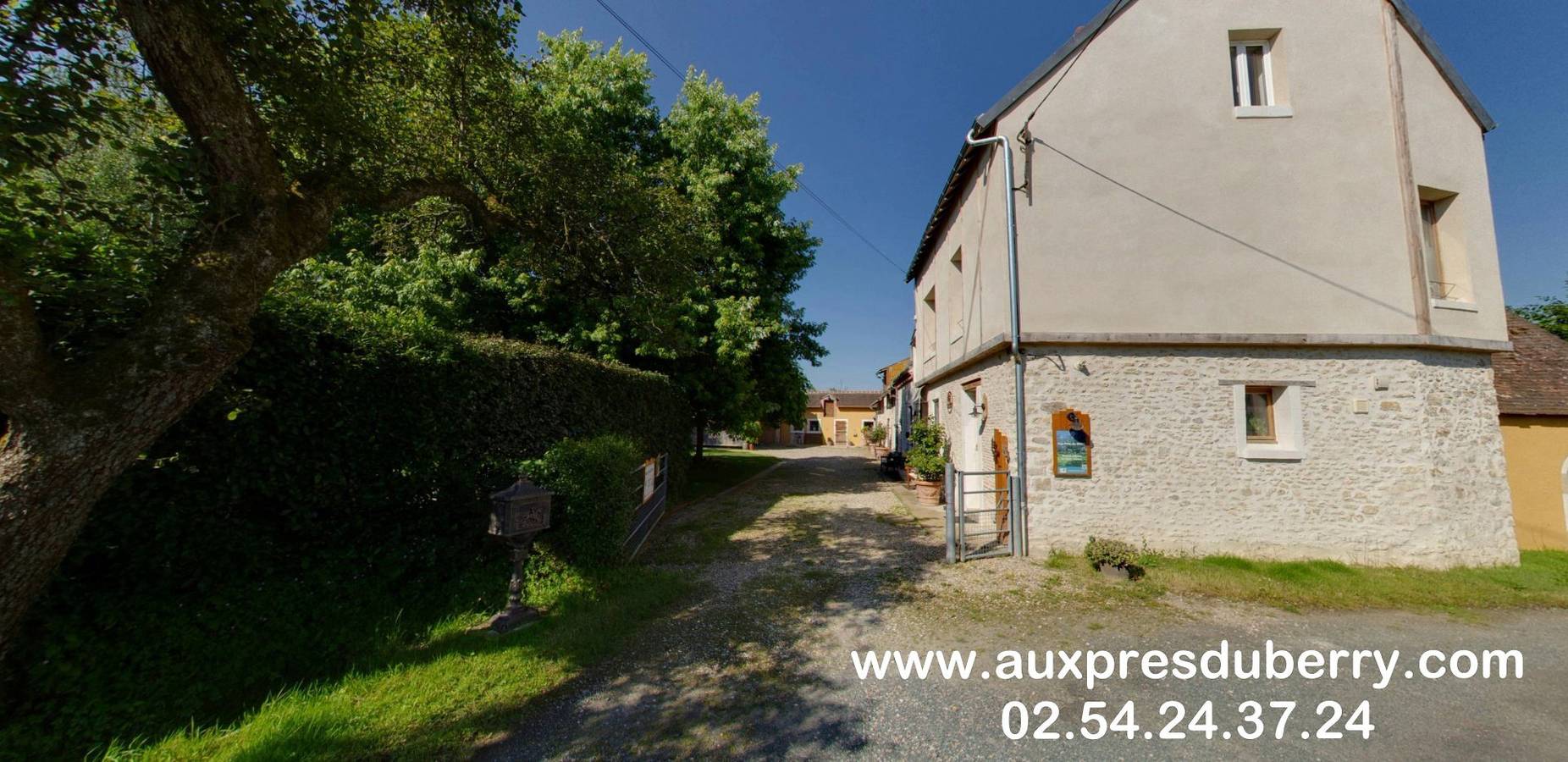 Aux Prés du Berry, Chambres et table d'hôtes - Douceur de l'aube in Chavin, Région de Châteauroux