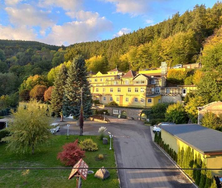 Ferienhaus für 2 Personen, mit Terrasse und Garten sowie Ausblick in Sitzendorf