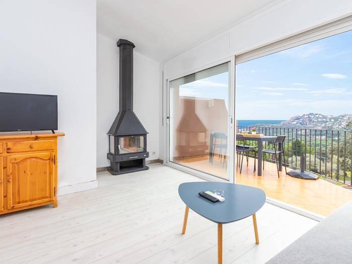 Ganze Ferienwohnung, Ferienwohnung für 4 Personen mit Meerblick in Begur, Costa Brava