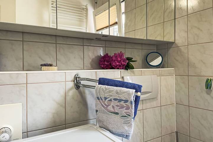 Bungalow für 2 Personen, mit Garten und Terrasse in Sellin - 2