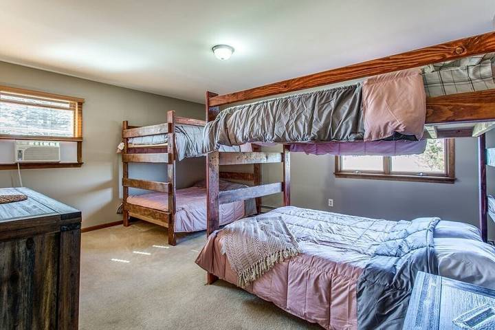 Ferienhaus für 24 Personen, mit Balkon - 1