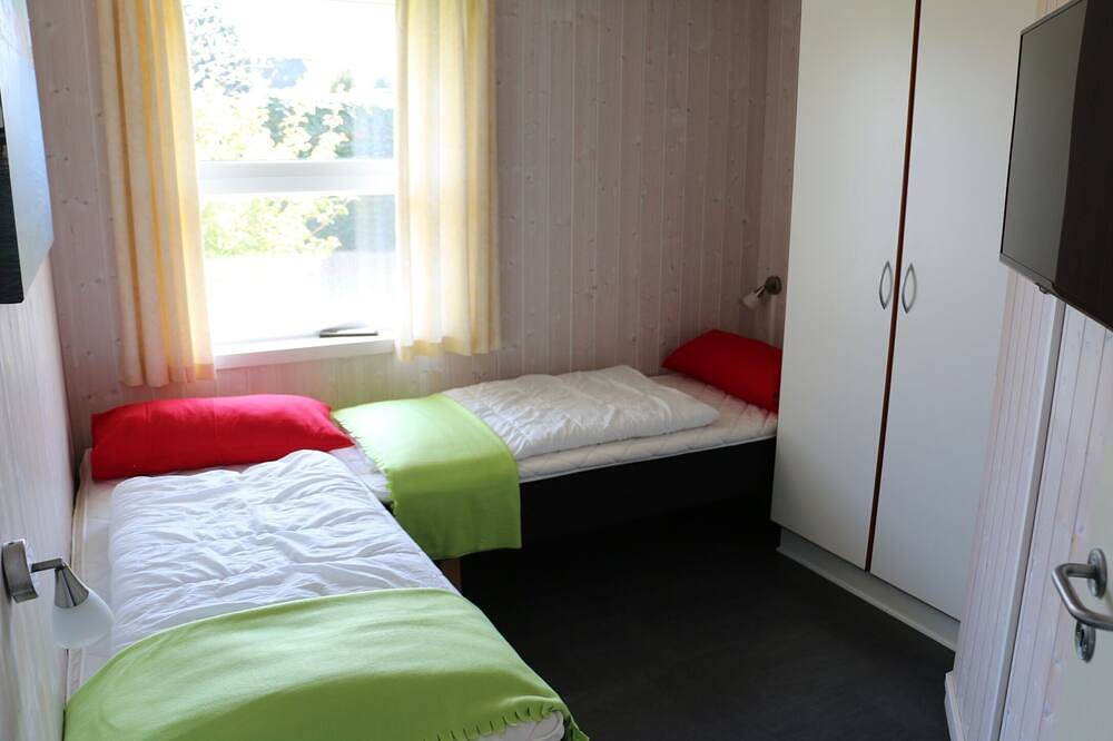 Poolhaus Ostsee - Ferienhaus mit privatem Indoor Pool und Wellnessbereich in Schönhagen, Brodersby