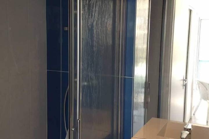 Gîte pour 4 personnes, avec piscine dans Plage du pont tournant - 3