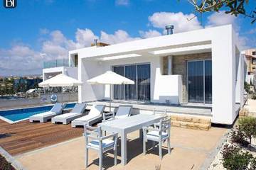 Villa for 4 People in Paphos, South Cyprus, Photo 3