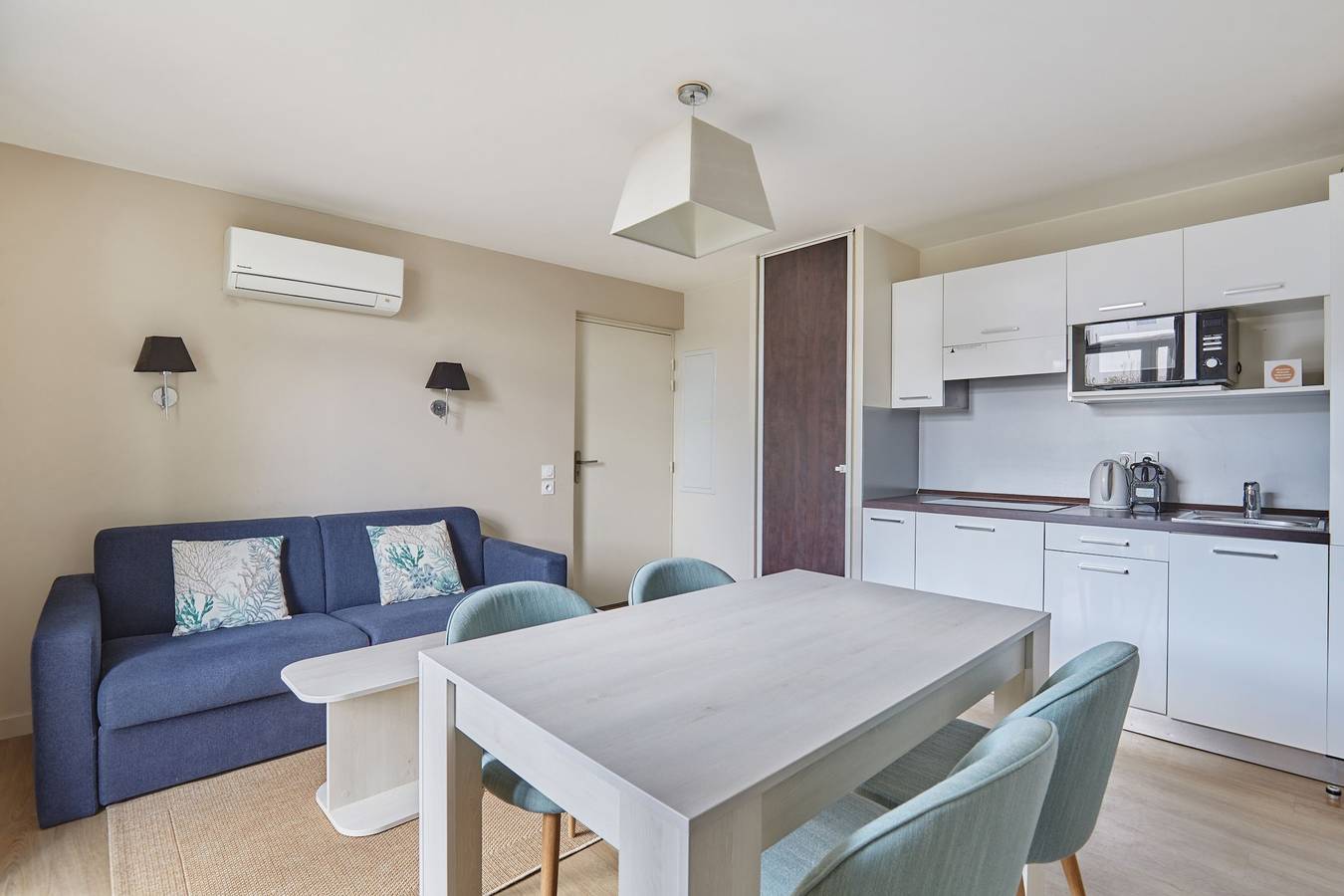 Appartement entier, Appartement de vacances pour 4 personnes avec piscine in La Grande-Motte, Côte d'Améthyste