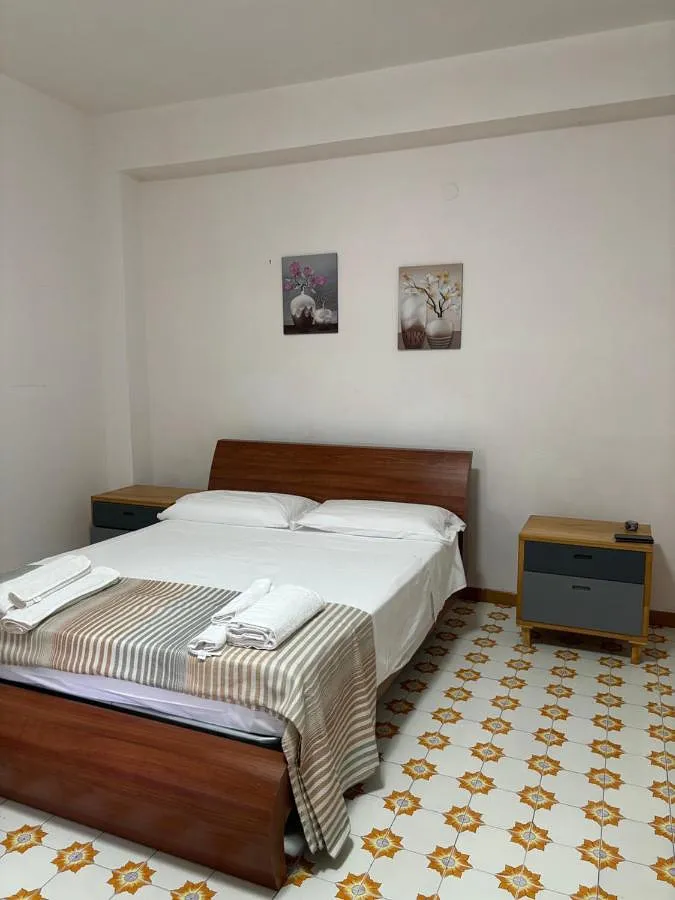 Chambre d’hôte pour 2 personnes, avec terrasse et vue, animaux acceptés - 1