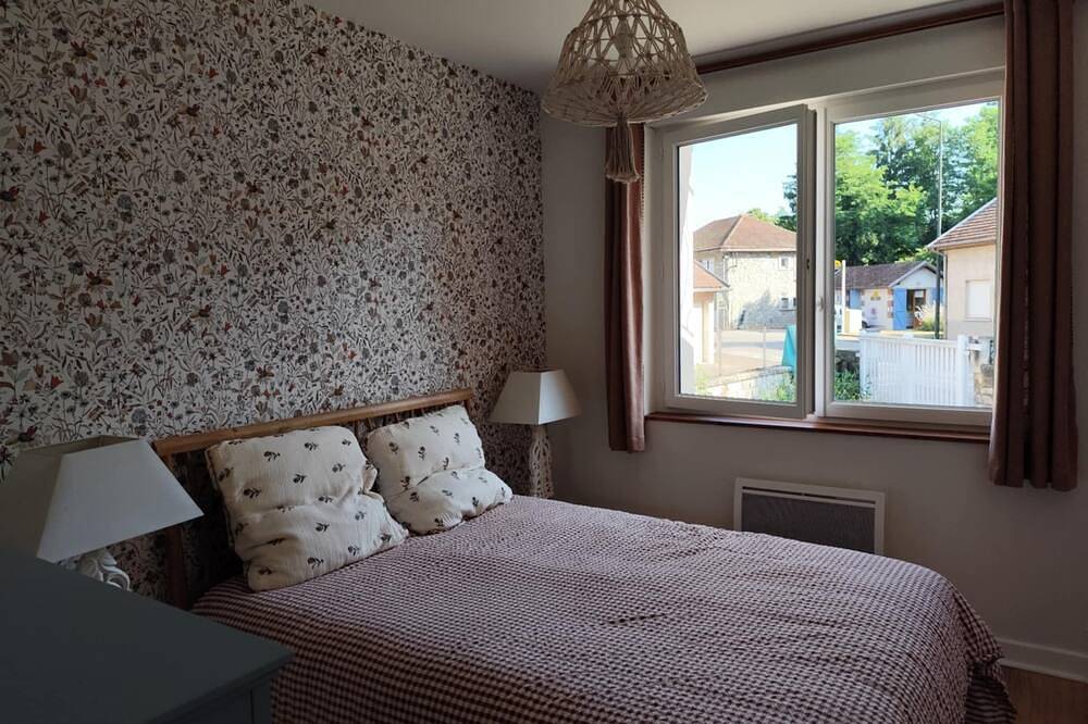 Appartement entier, Le Cosy de la Bourne 2 Chambres a Saint Nazaire en Royans au cœur du village in Saint-Nazaire-en-Royans, Région de Valence