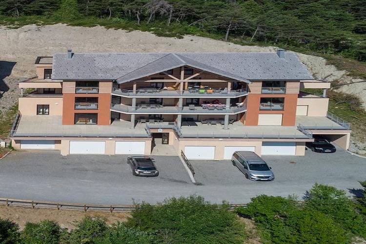 Ganze Wohnung, Gemütliche Gruppenunterkunft mit Kamin in Chorges, Nationalpark Écrins
