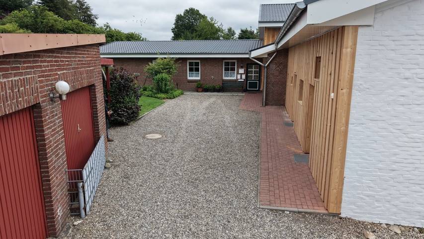 Ferienwohnung für 6 Personen, mit Terrasse und Garten in Hörsten - 4
