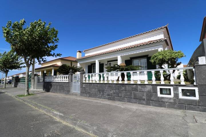 Casa de férias para 8 pessoas, com vista e jardim - 1