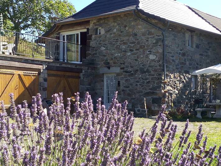 Gîte pour 6 personnes, avec terrasse et jardin à Borée (Ardèche)