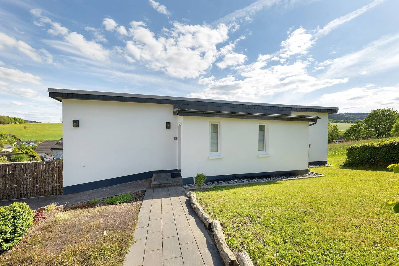 Ferienhaus 'Grobbel' mit privater Terrasse, privatem Garten und Wi-Fi in Eslohe, Hochsauerlandkreis