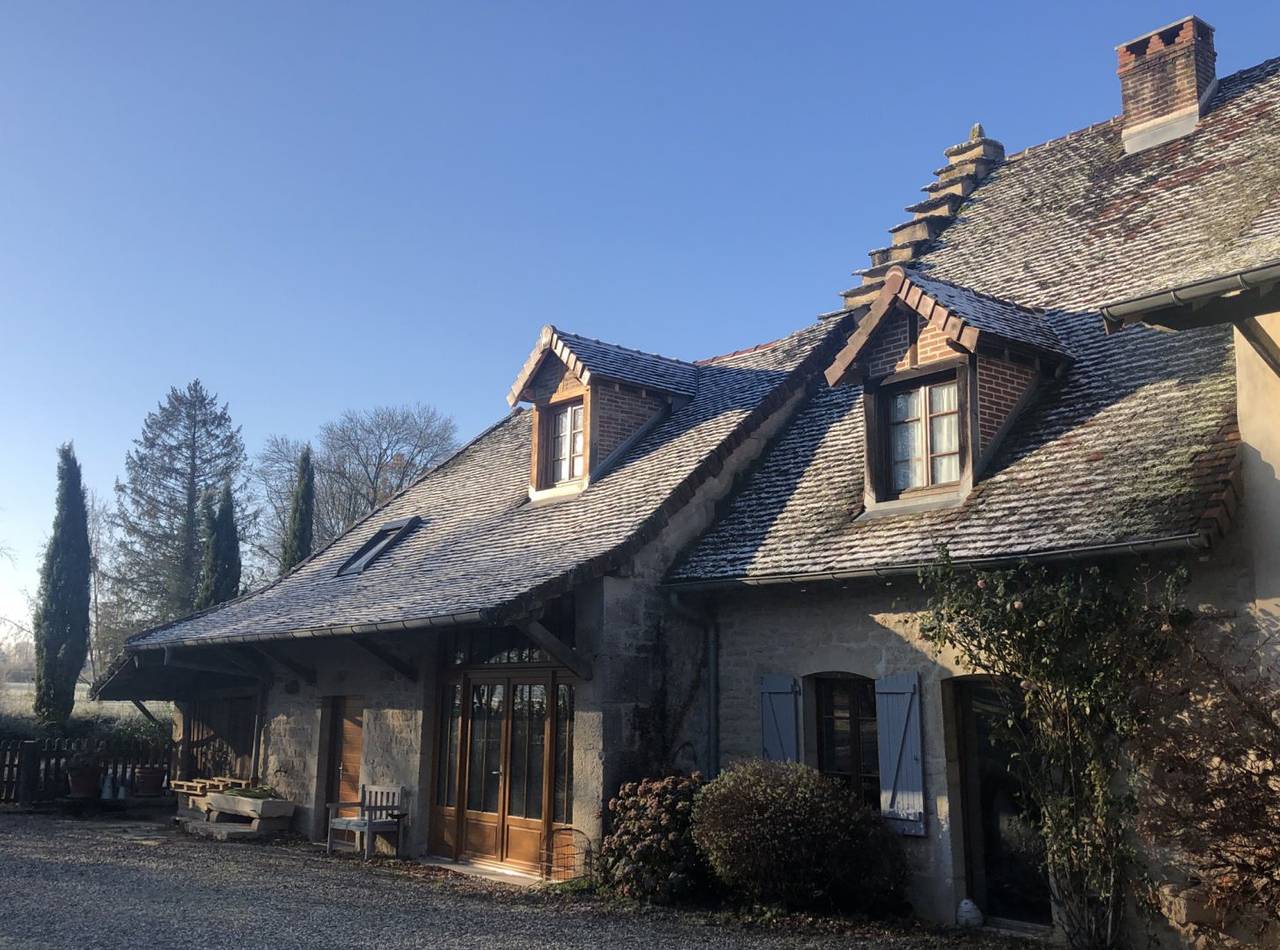 Gîte de charme familial, 6-8 personnes in Beaufort (Jura), Jura