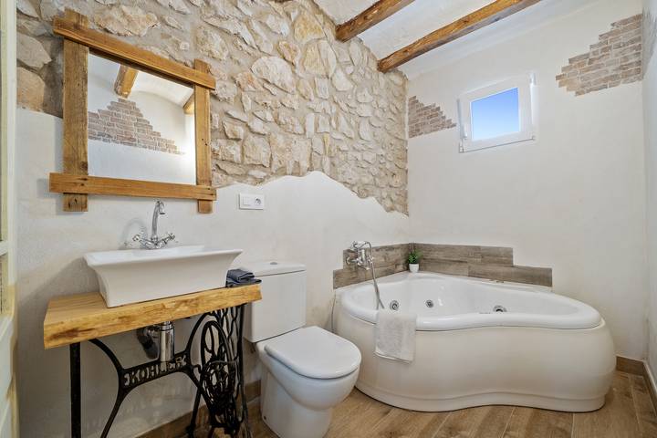Location de vacances pour 8 personnes, avec balcon et jacuzzi à Sant Carles de la Ràpita - 3