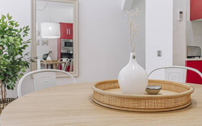 Ganze Wohnung, Ferienwohnung für 4 Personen mit Balkon in Barcelona Zentrum, Barcelona