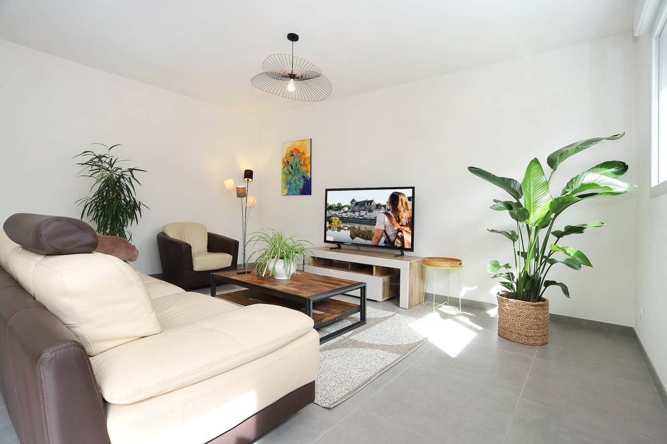 Le Debussy - Wifi - Parking - Centre in Laval, Mayenne (desambiguación)