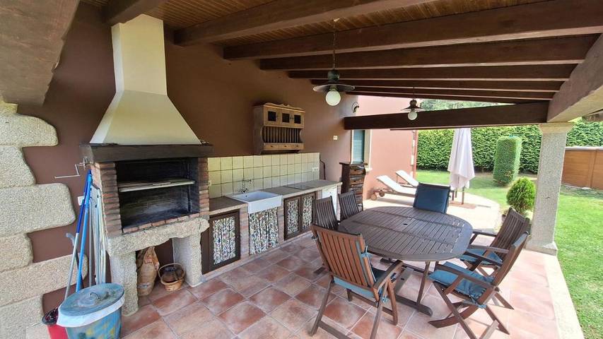 Casa rural para 12 personas, con jardín además de vistas y piscina en Morrazo - 4