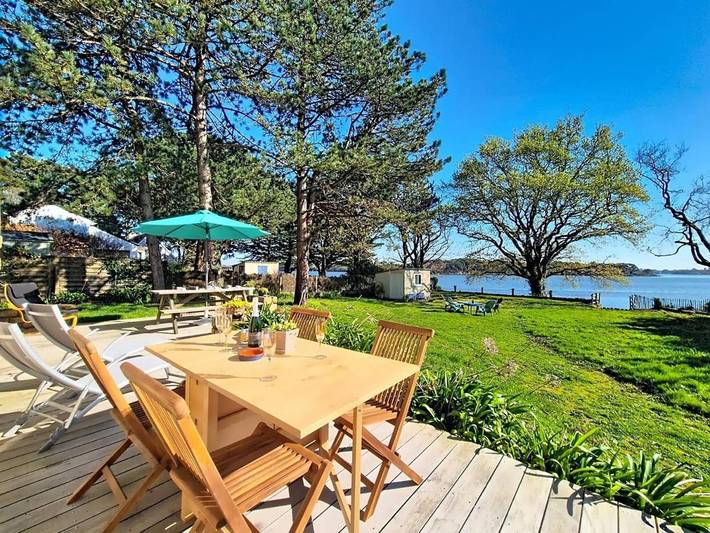 Location de vacances pour 6 personnes, avec jardin à Sainte-Hélène (France)