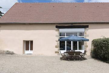 Gîte pour 4 personnes, avec piscine et jardin à Cressanges