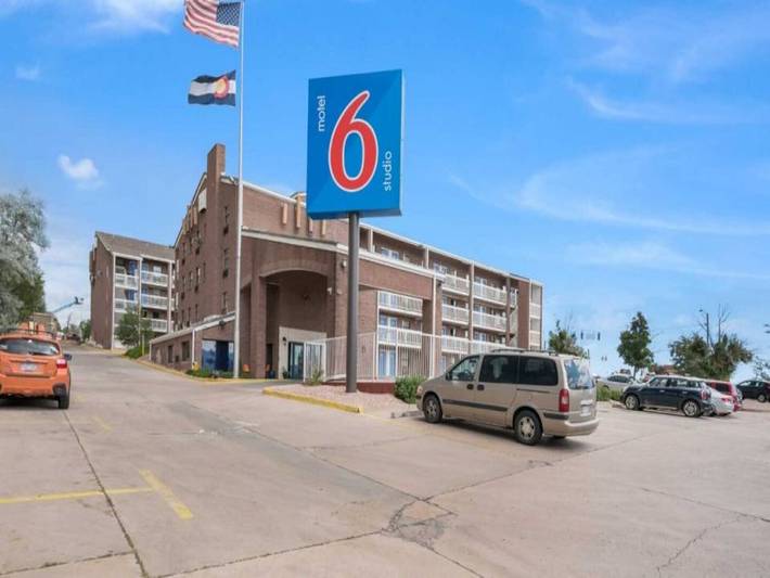 Appartement entier, 1 Lit Roi | Baignoire D'accès À La Foule Ns in Colorado Springs, El Paso County (CO)